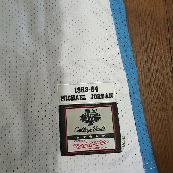 Vintage Michael Jordan North Carolina Tar Heels  Alumni Authentic Jersey size XL - Picture 3 of 6